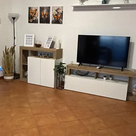Il Plumbaco بيت للعطل *